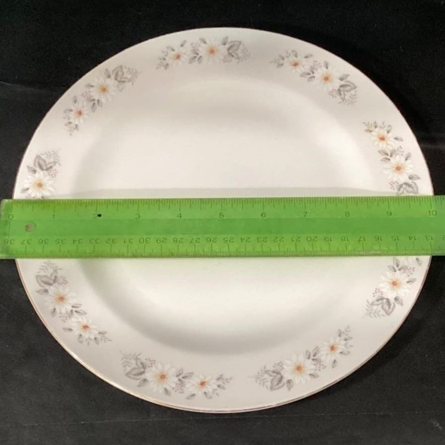 Snowflower by China Dinner Plates, Set of 4, Vintage Multicolor Floral Porcelain - Thumbnail 2