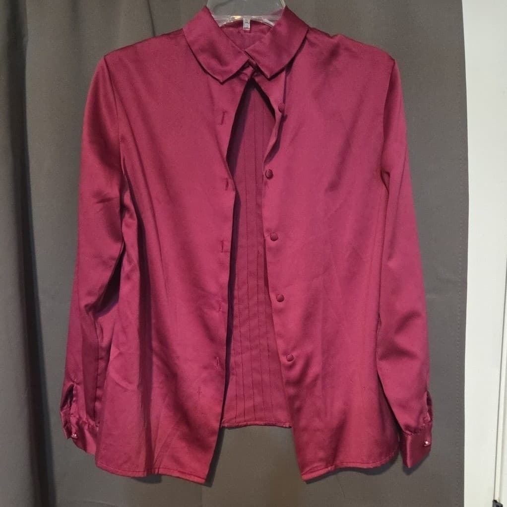 Finley Magenta Satin Long Sleeve Button Front Blouse, Woman's Size 8, Vintage - Thumbnail 2