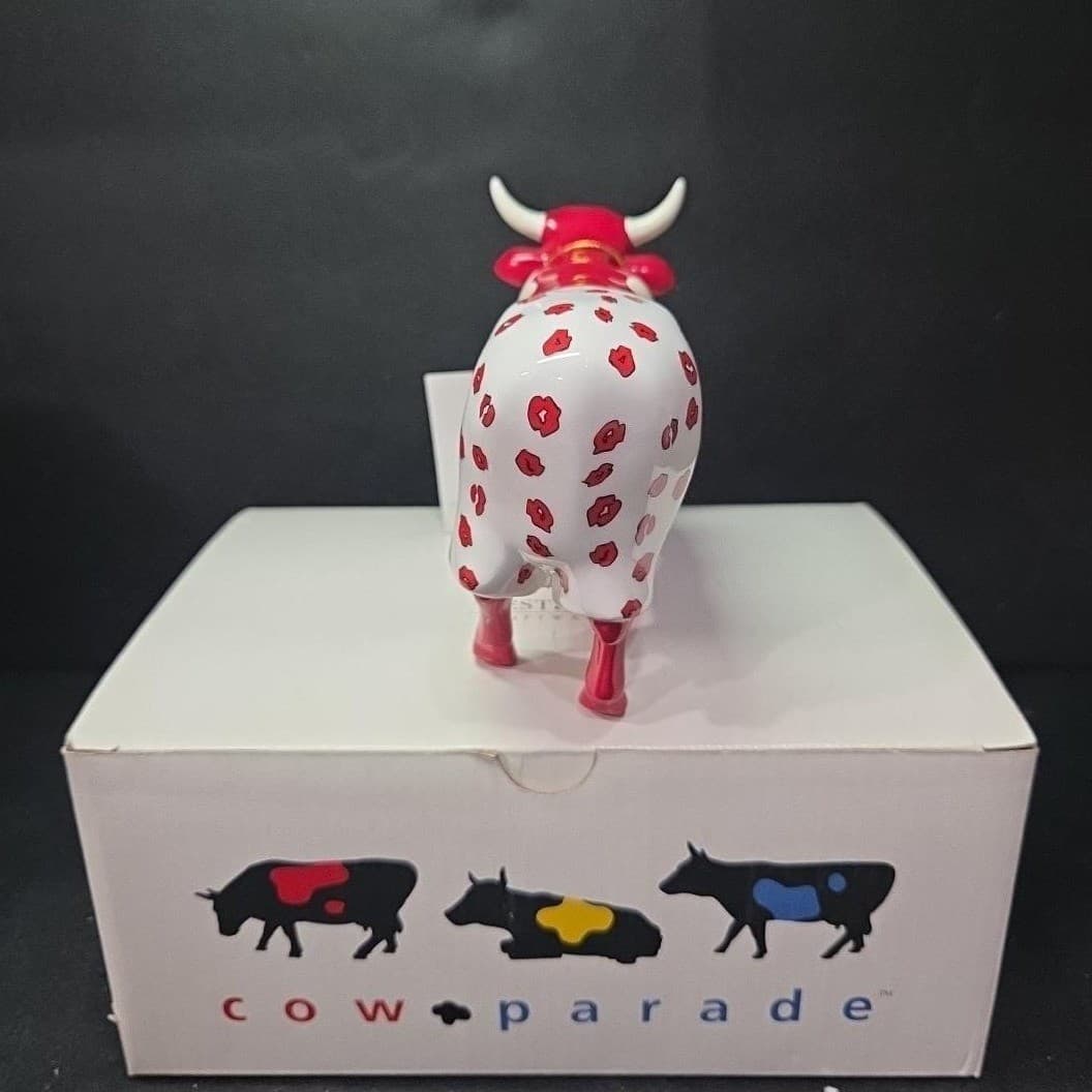 Cow Parade Moocho Amor Figurine, Westland Giftware, #9177, Box/Tag - Thumbnail 6