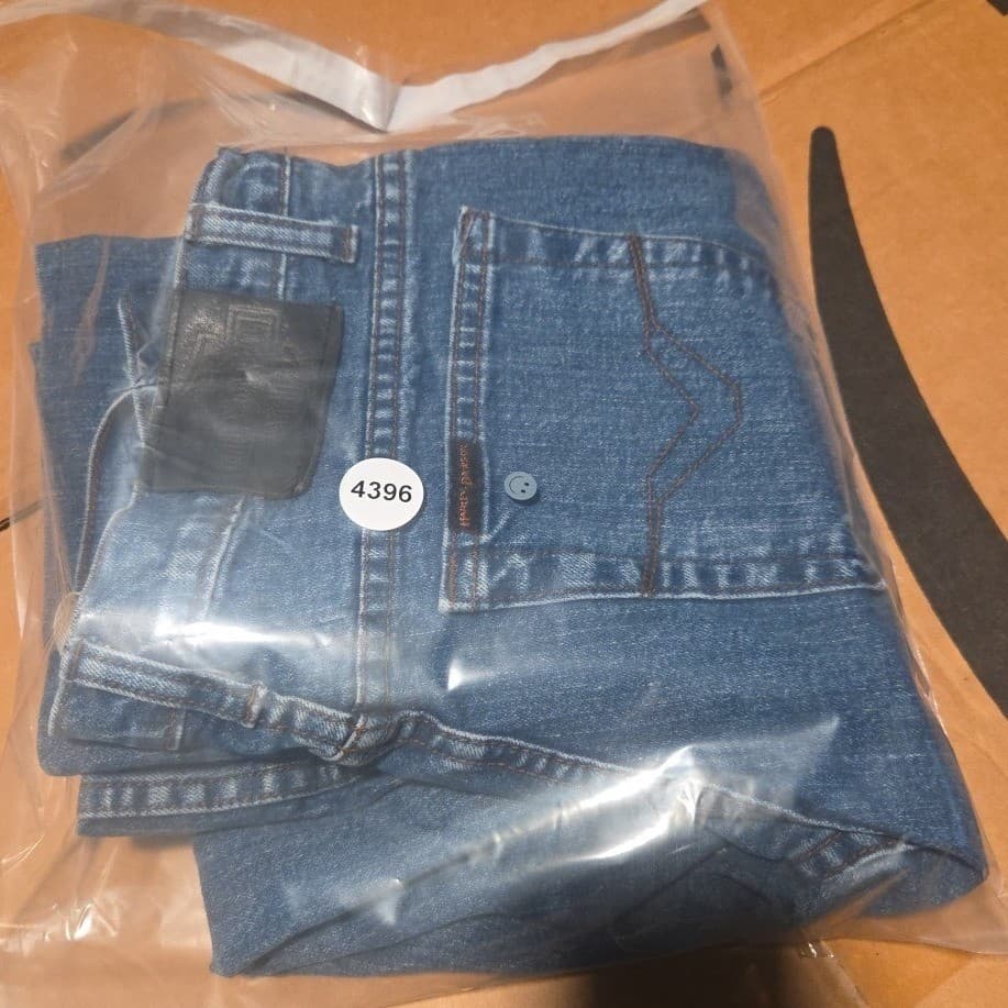 Harley Davidson Straight Leg Jeans, Woman's Size 8, Blue Medium Wash, 99014-05VW - Thumbnail 9