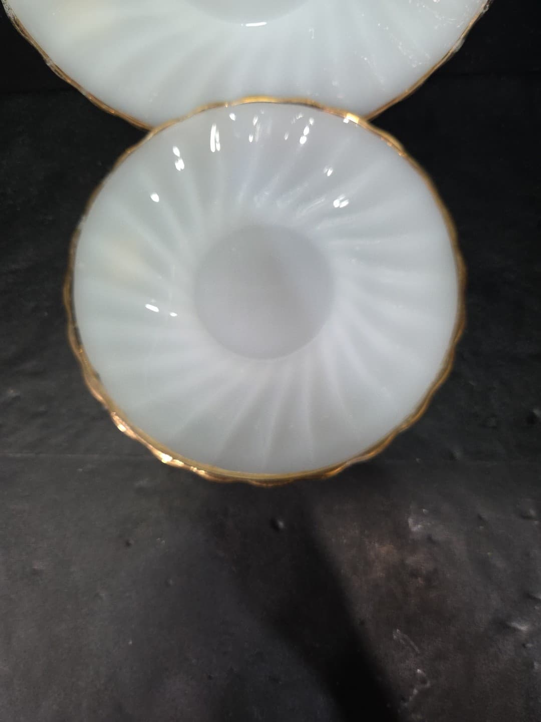 Anchor Hocking Swirl Milk Glass Saucer, White with Gold Shell Trim, Set of 2 - Thumbnail 2