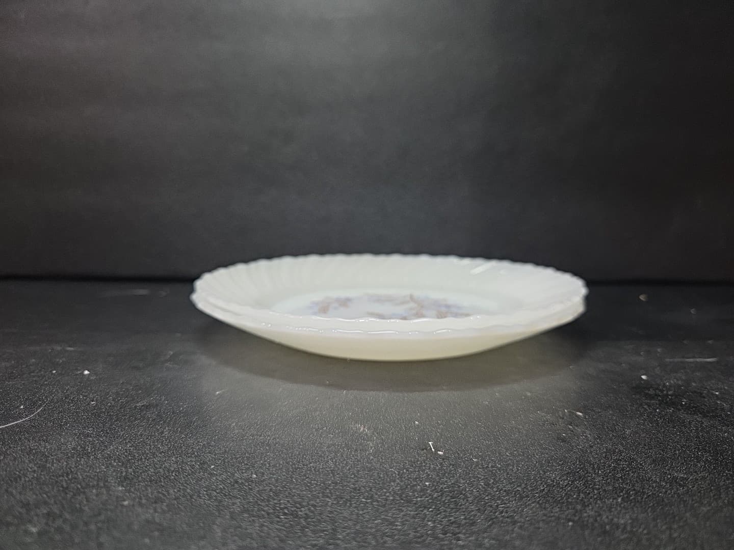 Termocrisa Milk Glass Plates, Cornflower Design, Vintage Blue Flower, Set of 2 - Thumbnail 6