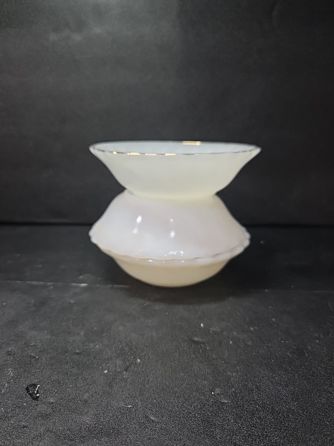 Anchor Hocking Milk Glass Berry Bowls, White Golden Shell Design, Set of 3 Bowls - Thumbnail 7
