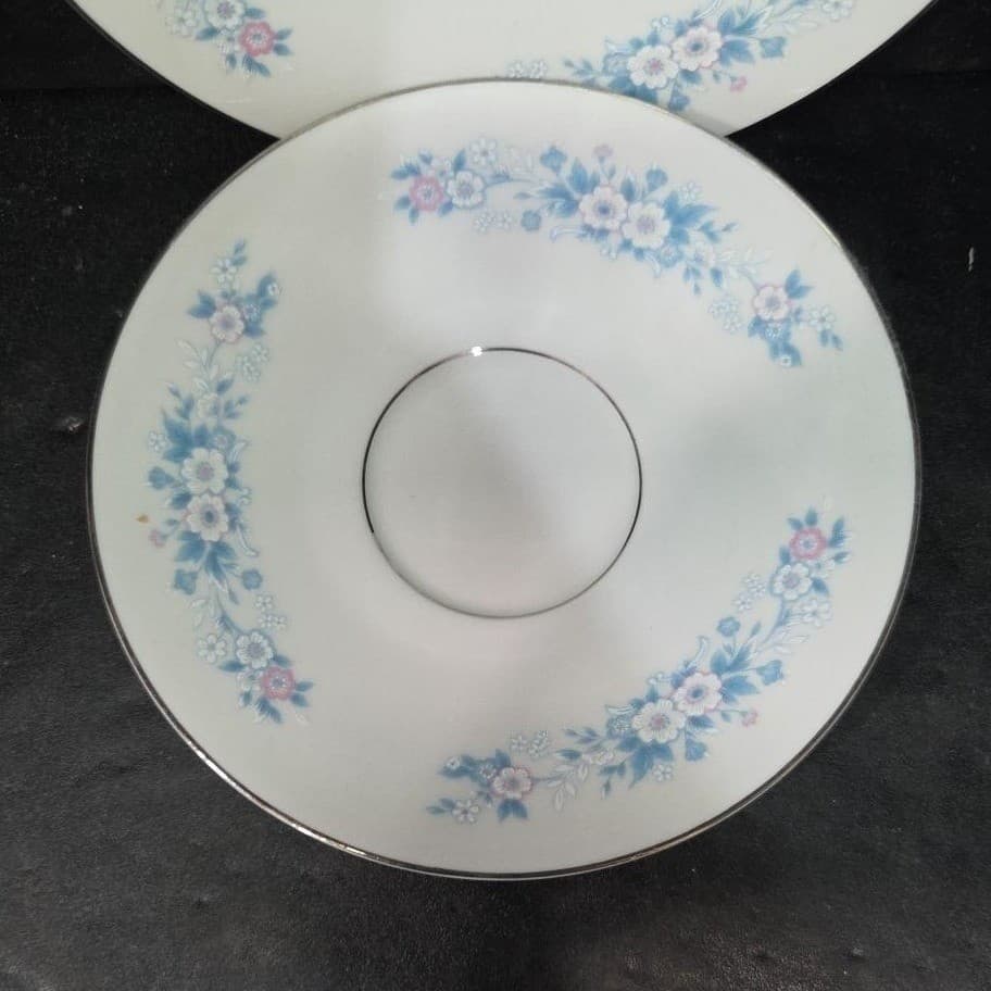 Carlton Fine China "Carla" Saucers #506, Set of 2, Vintage Floral Porcelain - Thumbnail 3