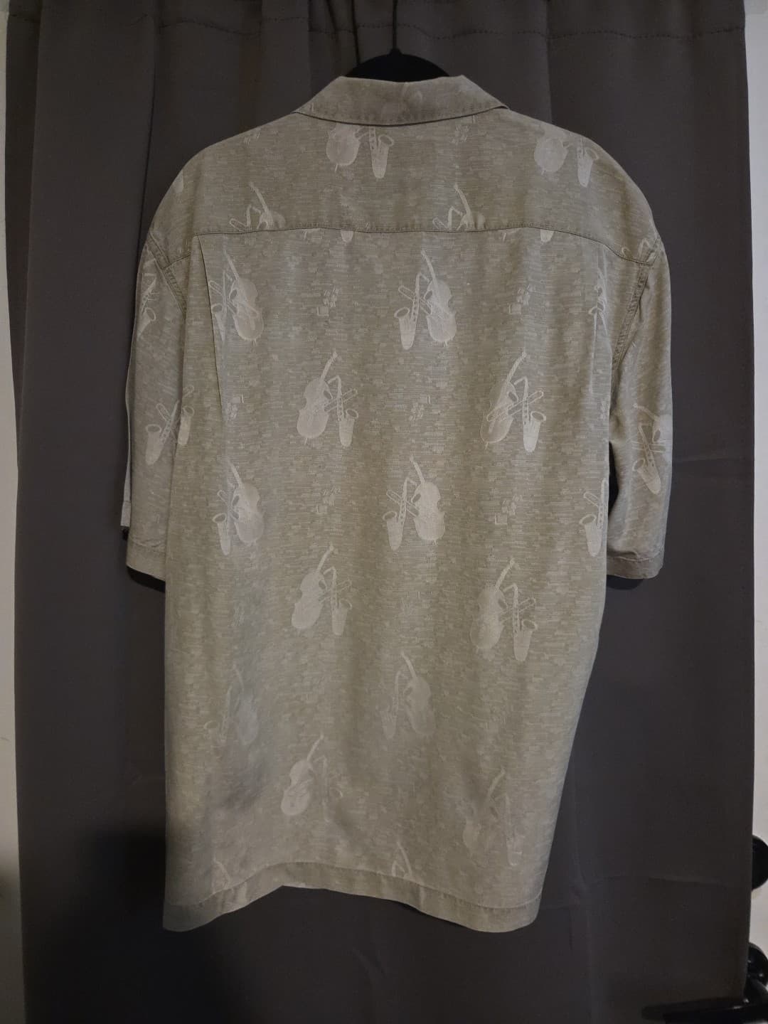 Nat Nast Shirt Mens Large Beige 100% Silk Short Sleeve Cello Trombone Saxophon - Thumbnail 2