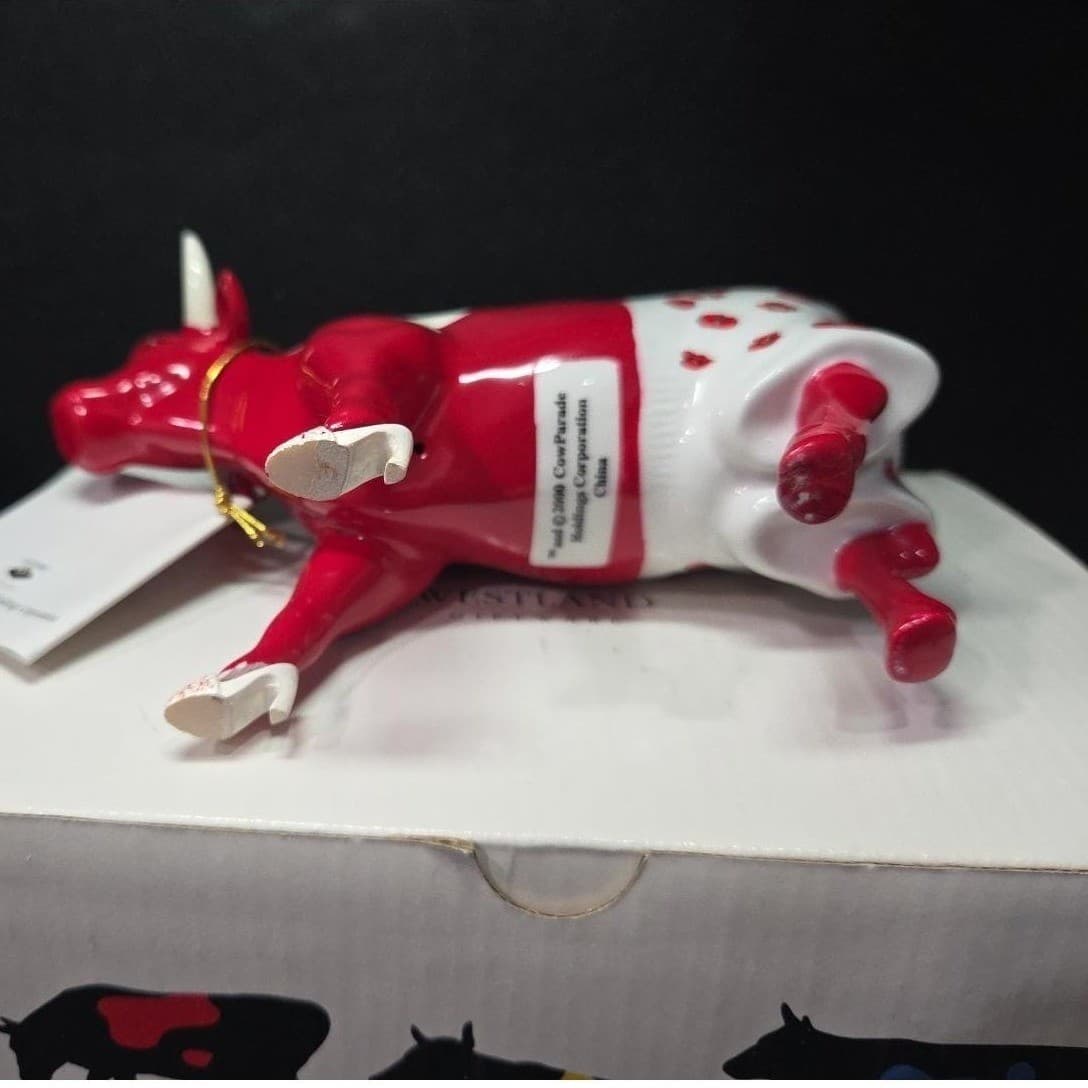 Cow Parade Moocho Amor Figurine, Westland Giftware, #9177, Box/Tag - Thumbnail 9