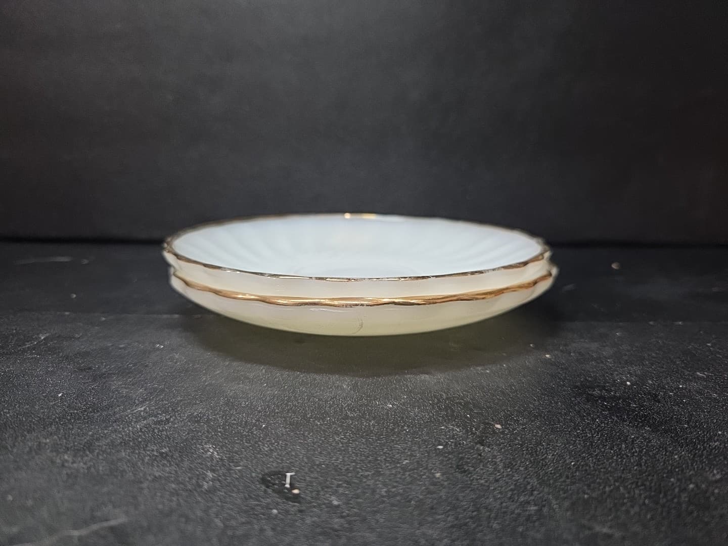 Anchor Hocking Swirl Milk Glass Saucer, White with Gold Shell Trim, Set of 2 - Thumbnail 6