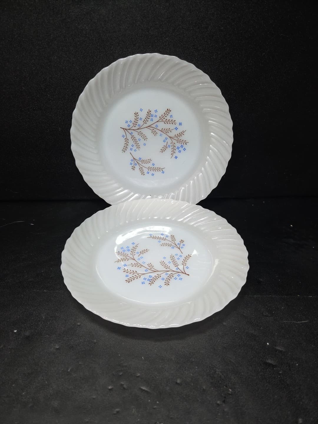Termocrisa Milk Glass Plates, Cornflower Design, Vintage Blue Flower, Set of 2