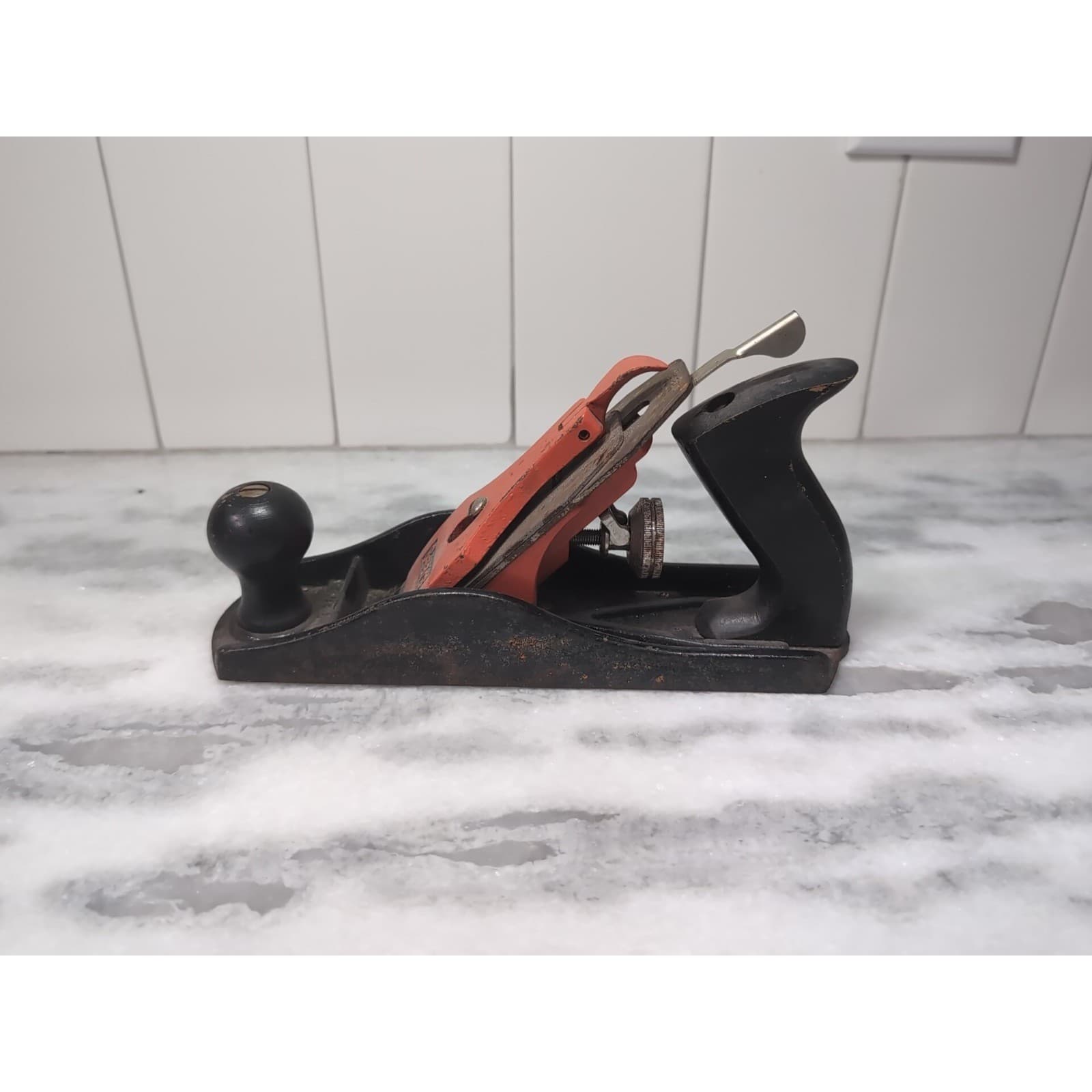 Sears 9.5" Wood Plane, Vintage Made in USA, Red Lever Cap, Cast Iron Hand Tool - Thumbnail 3