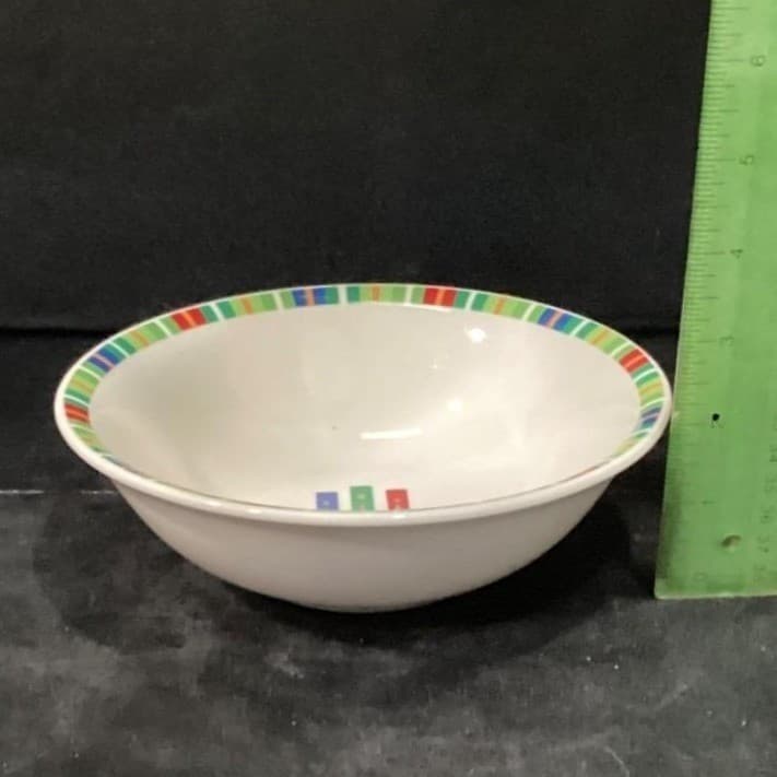 Oneida Kitchen Cereal Bowls, Set of 4, Vintage Holiday Love Peace Joy Design - Thumbnail 6