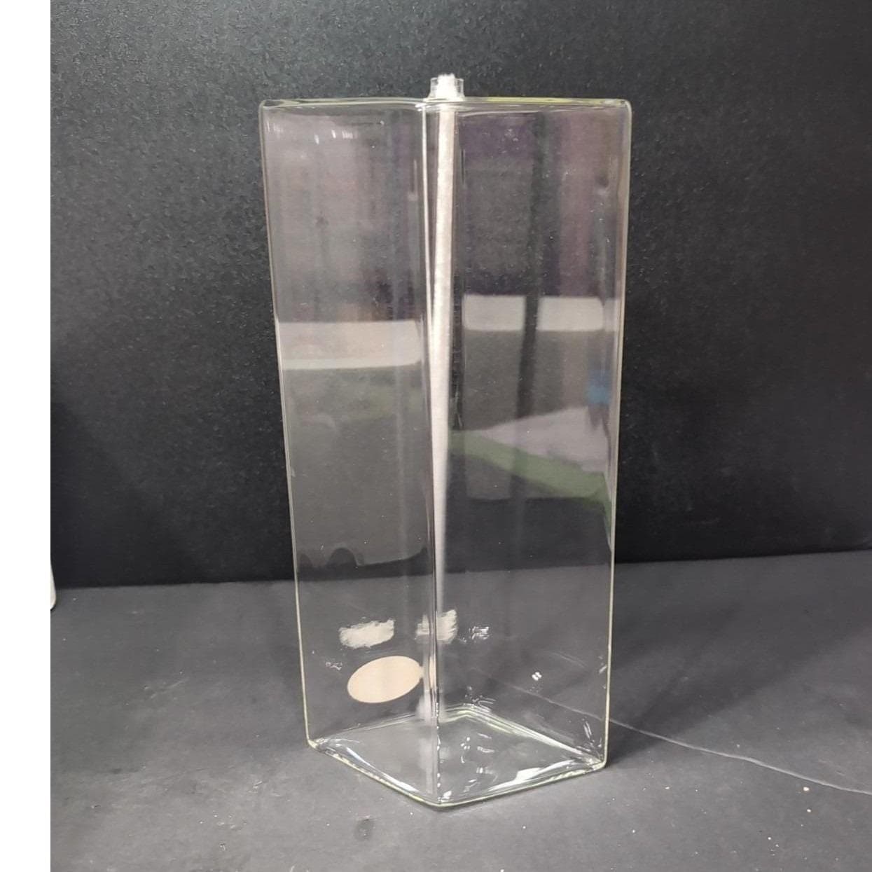 Firelight Glass 9" Diamond Oil Lamp, Minimalist Decor Candle, Ambient Lighting - Thumbnail 9