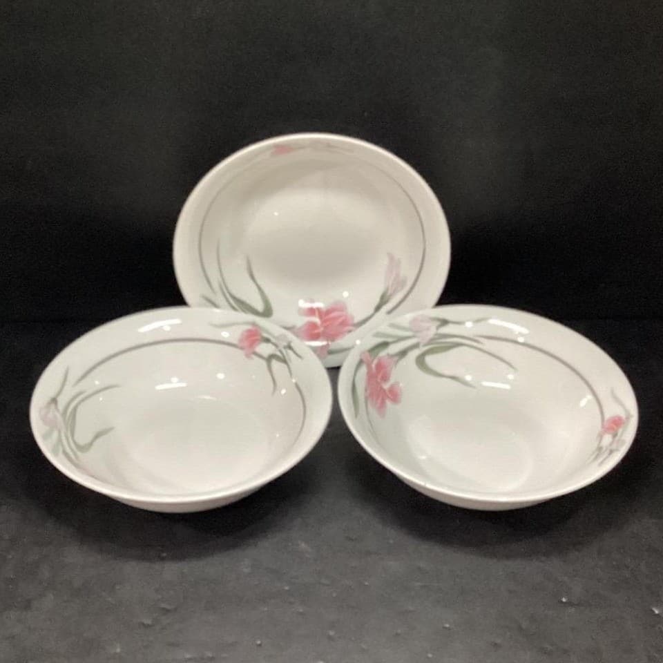 Artland Collection Pearl Rhine Salad Bowls, Set of 3, Vintage Floral Dinnerware - Thumbnail 2