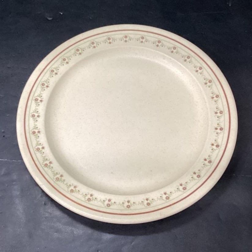 Anchor Hocking Chantilly Dinner Plates, Set of 4, Vtg Floral Border Dinnerware - Thumbnail 3