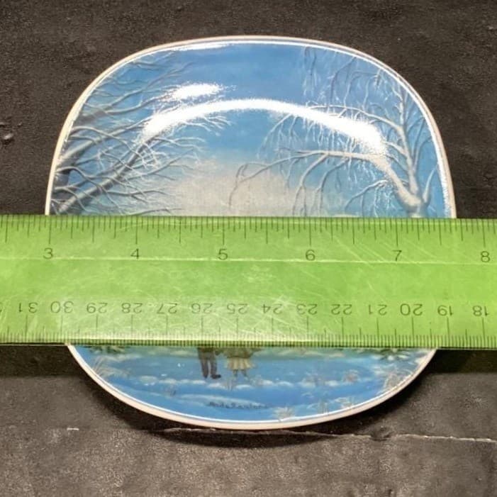 Arabia of Finland Winter Scene Plate, Vintage Anita Rantanen Siewers Design - Thumbnail 5