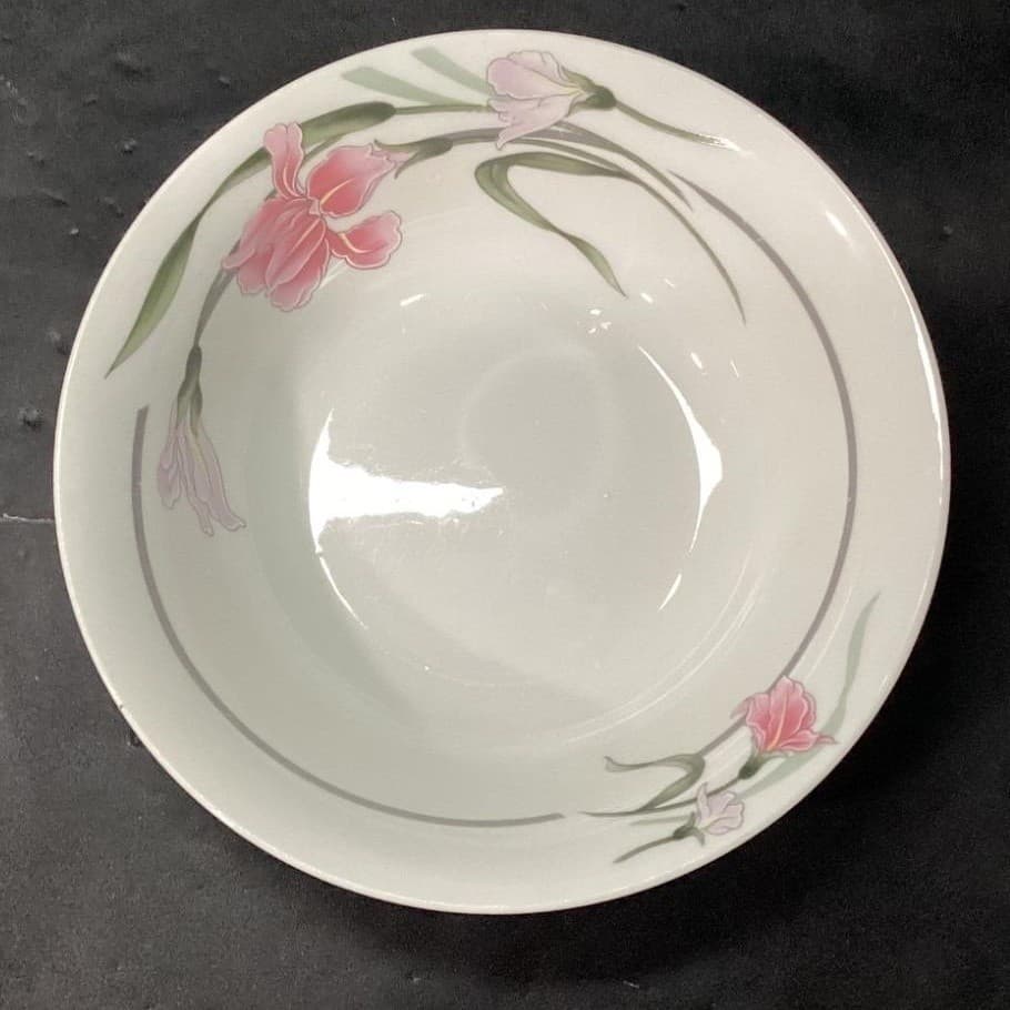 Artland Collection Pearl Rhine Salad Bowls, Set of 3, Vintage Floral Dinnerware - Thumbnail 3