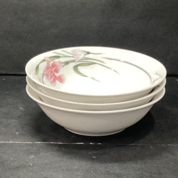 Artland Collection Pearl Rhine Salad Bowls, Set of 3, Vintage Floral Dinnerware - Thumbnail 11