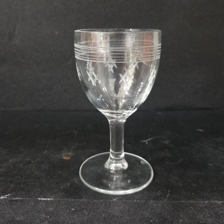 Criss-Cross Bands Liqueur Glass, 3oz Clear Cordial Stemware, Mid-Century Barware - Thumbnail 8