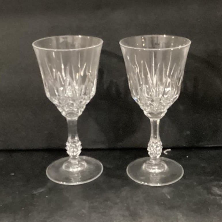 JMP Capri Lead Crystal Wine Glasses, Set of 2, Vintage Pressed Cut Water Goblets - Thumbnail 9