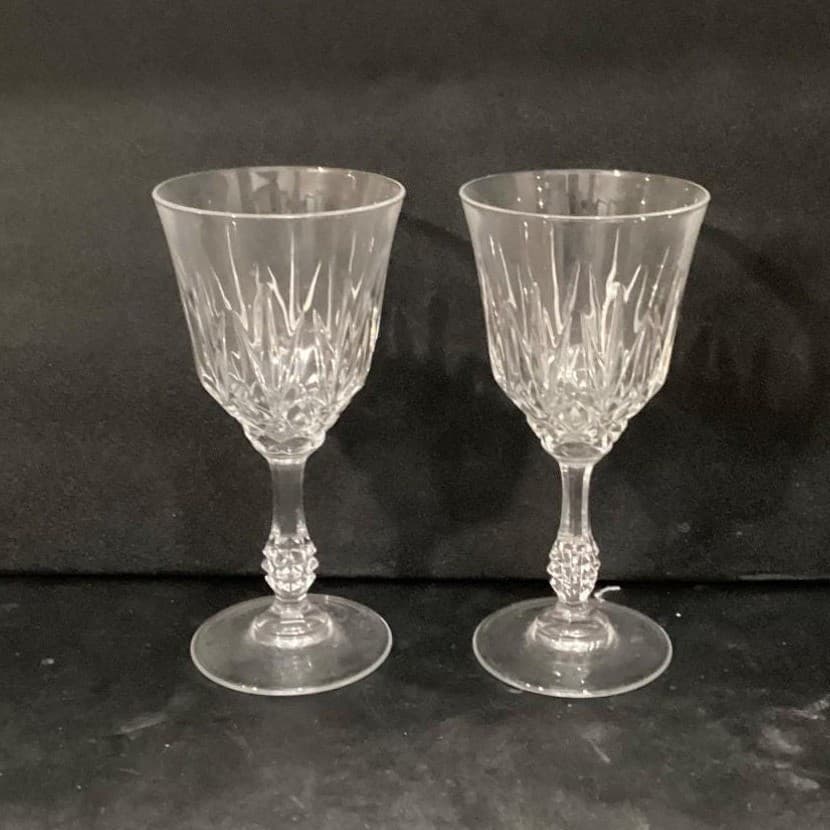JMP Capri Lead Crystal Wine Glasses, Set of 2, Vintage Pressed Cut Water Goblets - Thumbnail 8