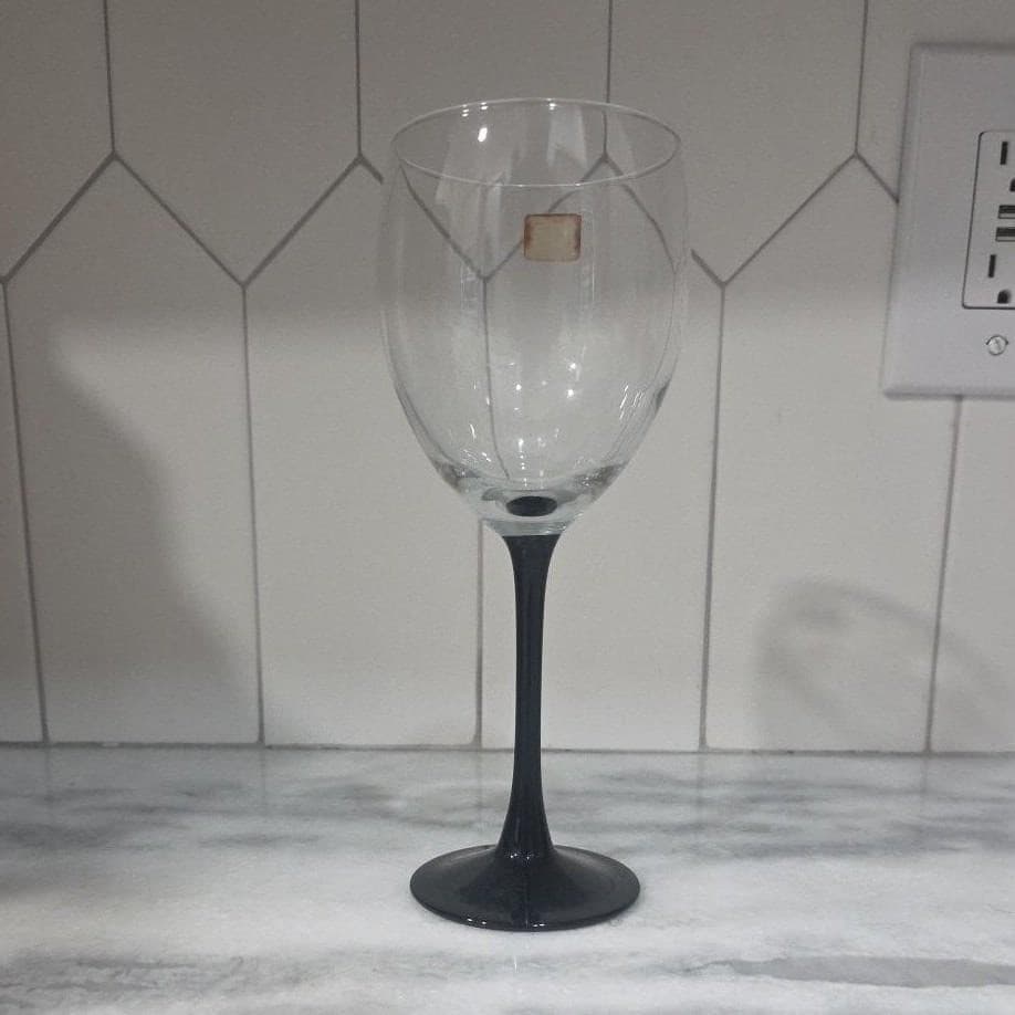 Luminarc Black Stem Wine Glass, 10oz French Vintage Goblet, Replacement Stemware - Thumbnail 9