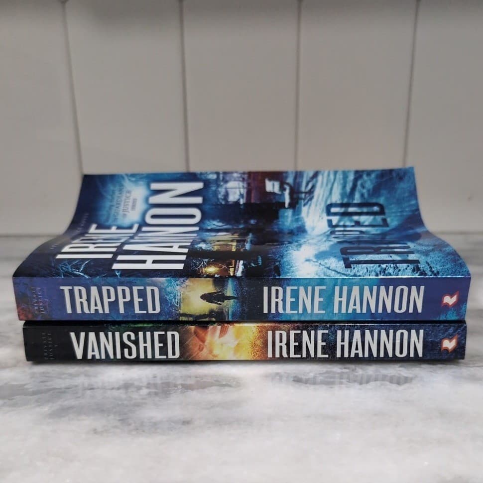 Irene Hannon Private Justice Series: Vanished & Trapped, Romantic Suspense Books - Thumbnail 2