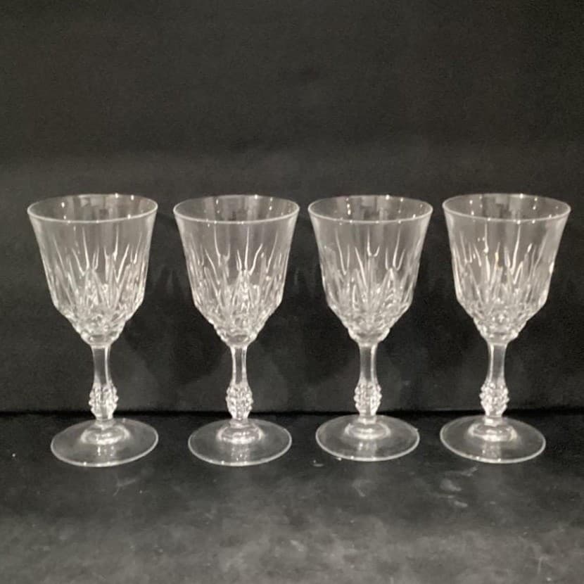 JMP Capri Lead Crystal Wine Glasses, Set of 4, Vintage Pressed Cut Water Goblets - Thumbnail 2