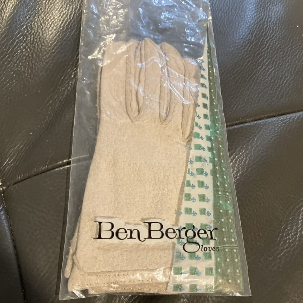 Ben Berger Vintage Off White Pebbled Leather Mid Length Gloves, Cream Textured - Thumbnail 9