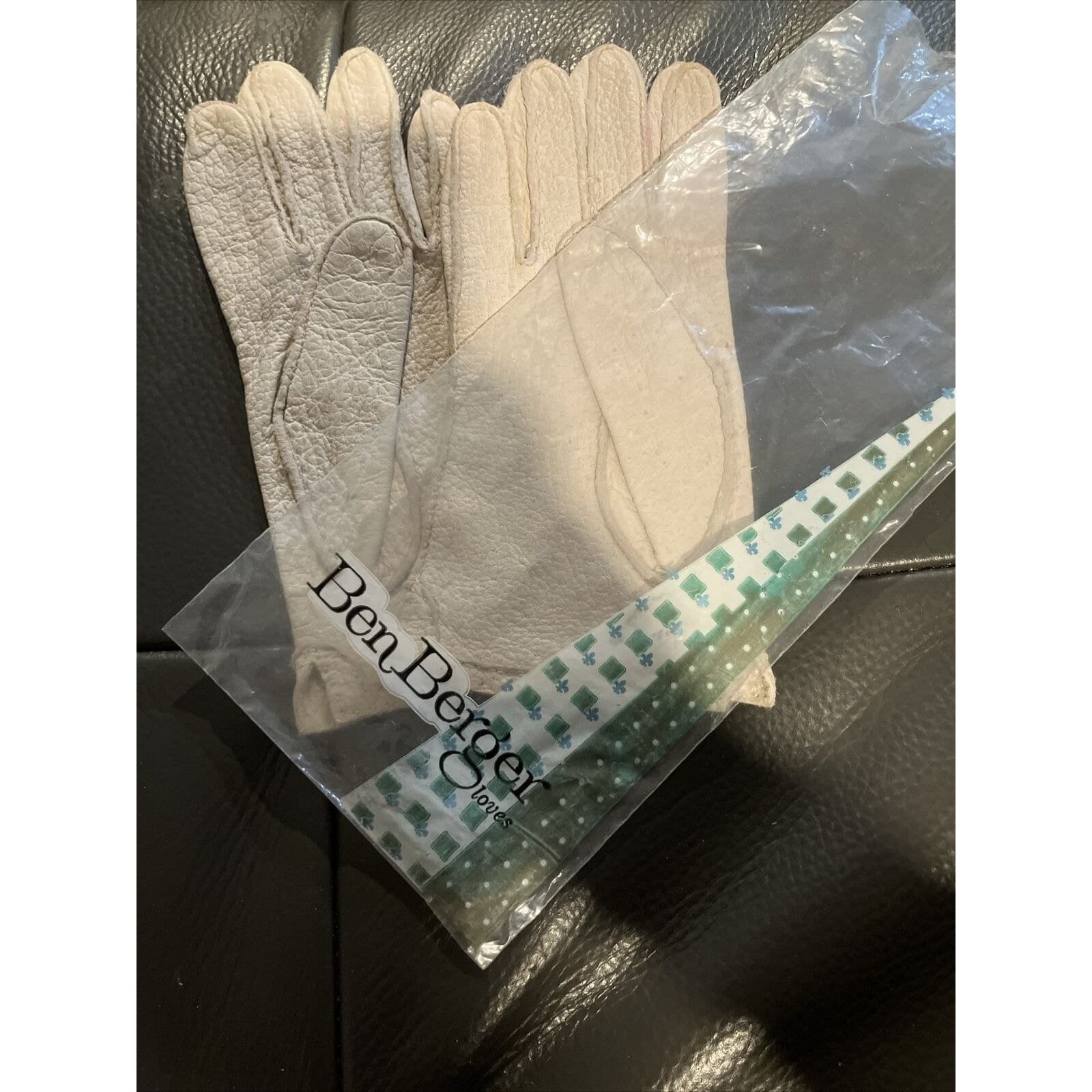 Ben Berger Vintage Off White Pebbled Leather Mid Length Gloves, Cream Textured - Thumbnail 10