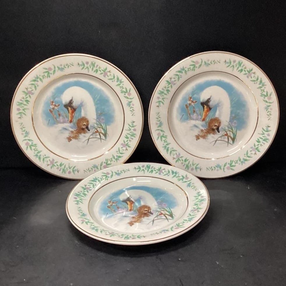 Avon "Gentle Moments" Collector Plates, Set of 3, Vtg Enoch Wedgwood Tunstall - Thumbnail 2