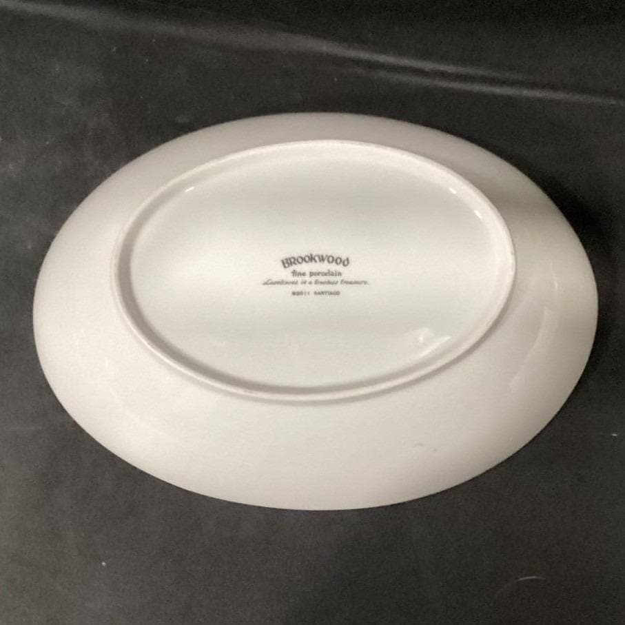 Brookwood Porcelain "Santiago" Oval Vegetable Bowl, Vintage White Serveware - Thumbnail 4