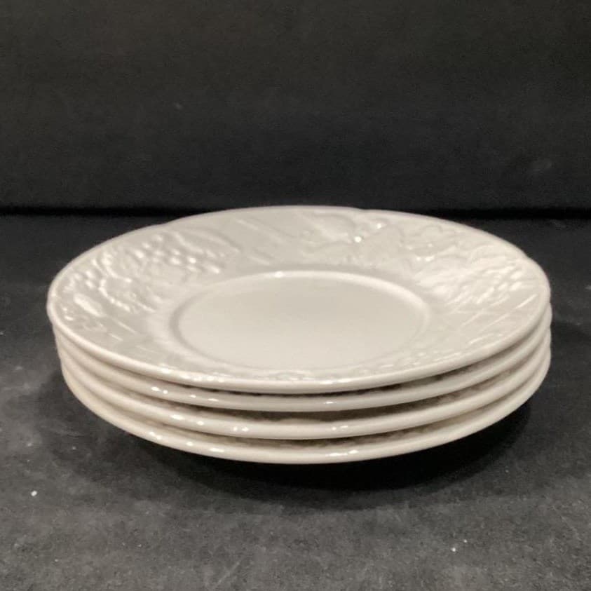 Mikasa English Countryside Saucers #DP900, Set of 4, Vintage Embossed Stoneware - Thumbnail 9