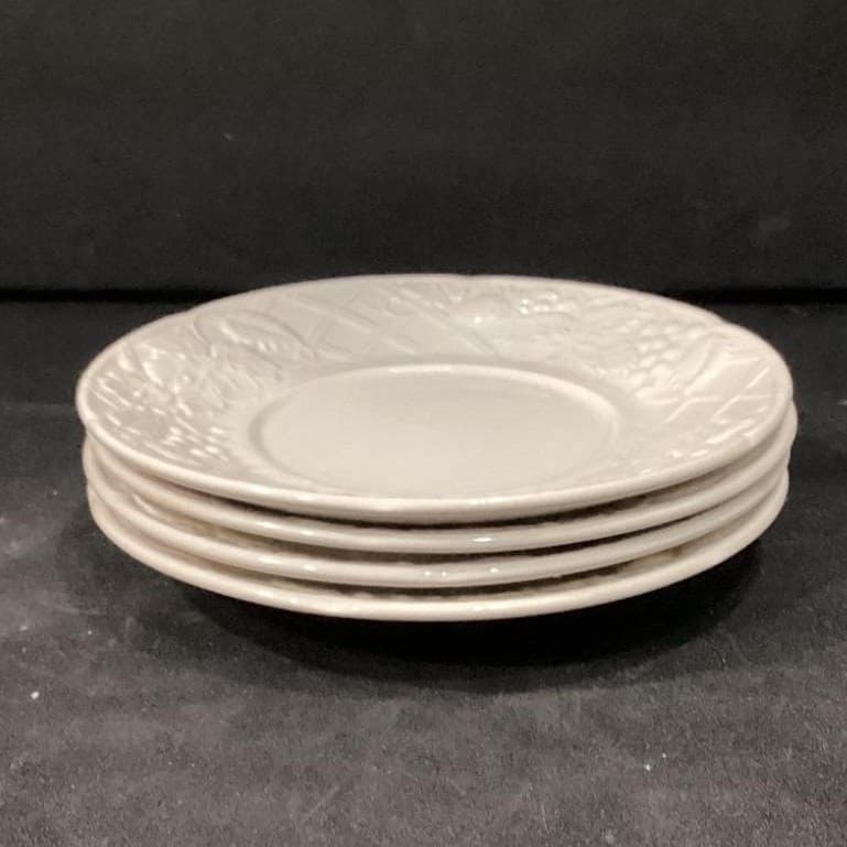 Mikasa English Countryside Saucers #DP900, Set of 4, Vintage Embossed Stoneware - Thumbnail 8