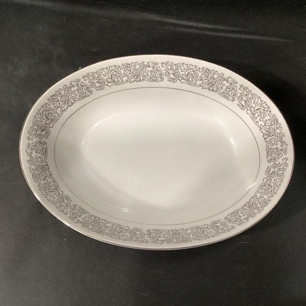 Brookwood Porcelain "Santiago" Oval Vegetable Bowl, Vintage White Serveware - Thumbnail 3