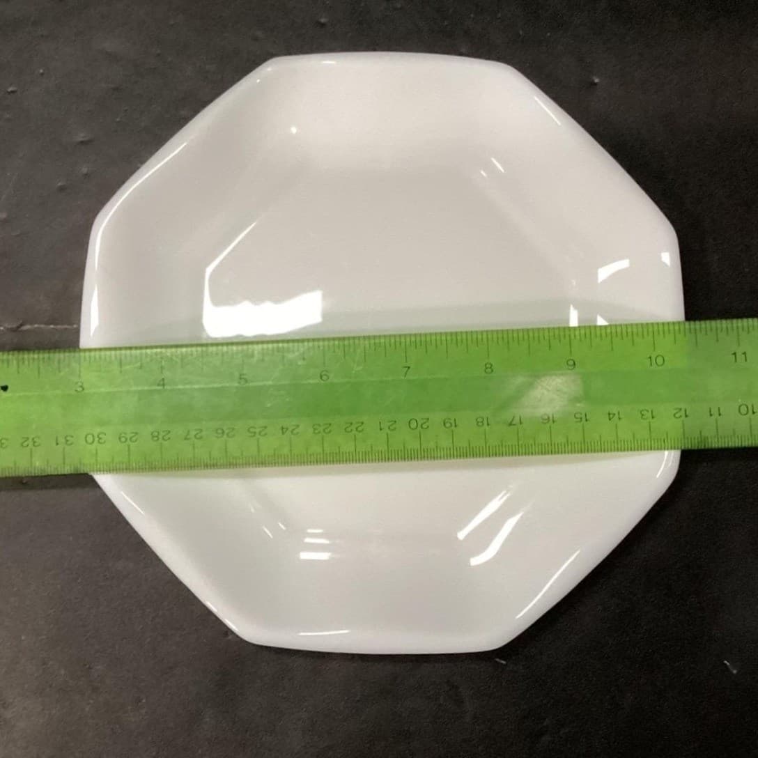 Arcopal France Novoctime Appetizer Plates, Set of 3, Vintage White Opal Glass - Thumbnail 5