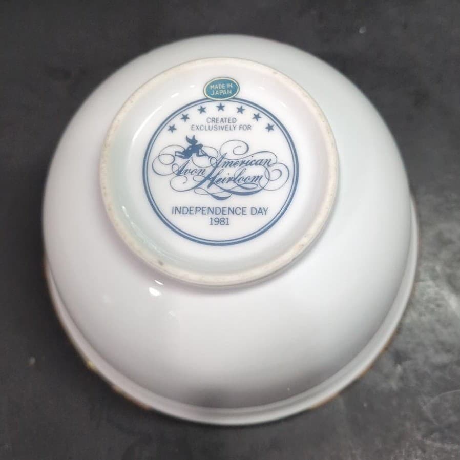 Avon American Heirloom Independence Day Bowls, Set of 2, Dragonfly & Floral - Thumbnail 7