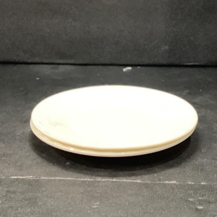 Anchor Hocking Fish Scale Ivory White Basketweave Saucers, Set Of 2, Uranium - Thumbnail 7