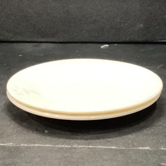 Anchor Hocking Fish Scale Ivory White Basketweave Saucers, Set Of 2, Uranium - Thumbnail 8