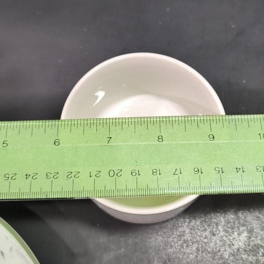 Johnson Brothers Paper Leaves Stoneware Vintage 3-Piece Place Setting Dinnerware - Thumbnail 6