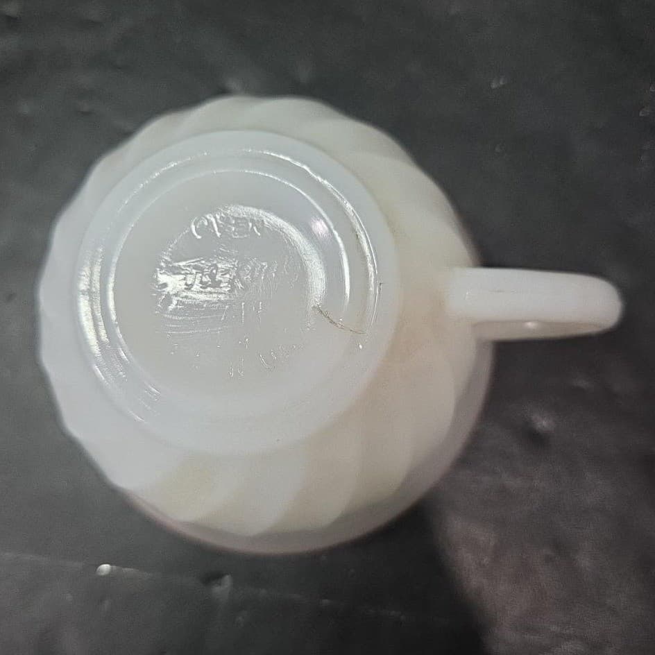Anchor Hocking Fire King White Teacups, Set Of 2, Vintage Replacement Milk Glass - Thumbnail 8