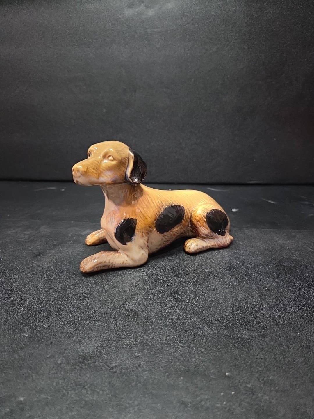 Ceramic Dog Hunting Figurine, Spot Brown Glossy Statue, Vintage Animal Pet