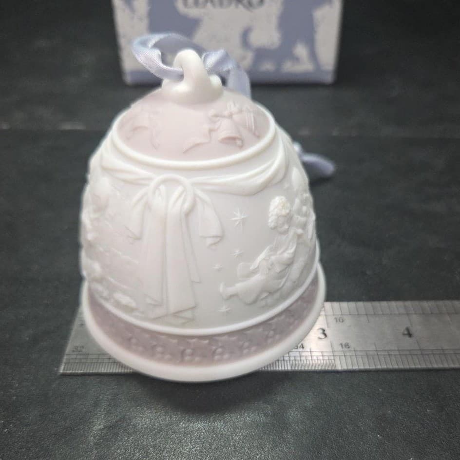 Lladro Porcelain Christmas Bell, Vintage Tree Ornament, '95 Boxed Yuletide Chime - Thumbnail 8