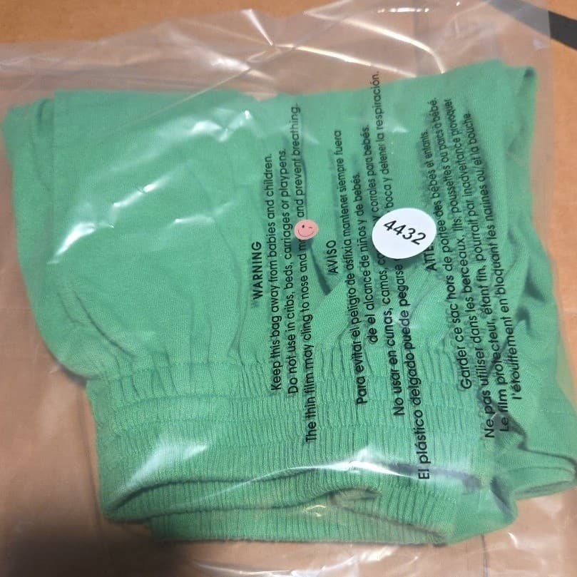 Lindsey Blake Green Knit Elastic Waist Shorts, Women's Small Cotton Blend Casual - Thumbnail 7
