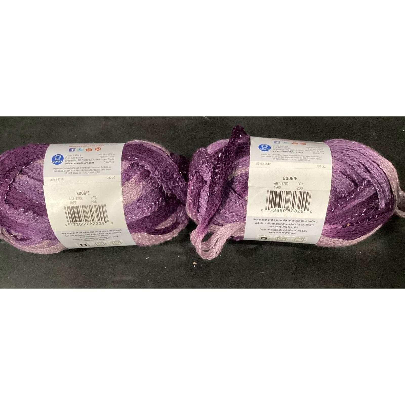 Red Heart Boutique Sashay Yarn Boogie Purple Metallic 3.5oz Lot of 4 Dye Lot 206 - Thumbnail 4
