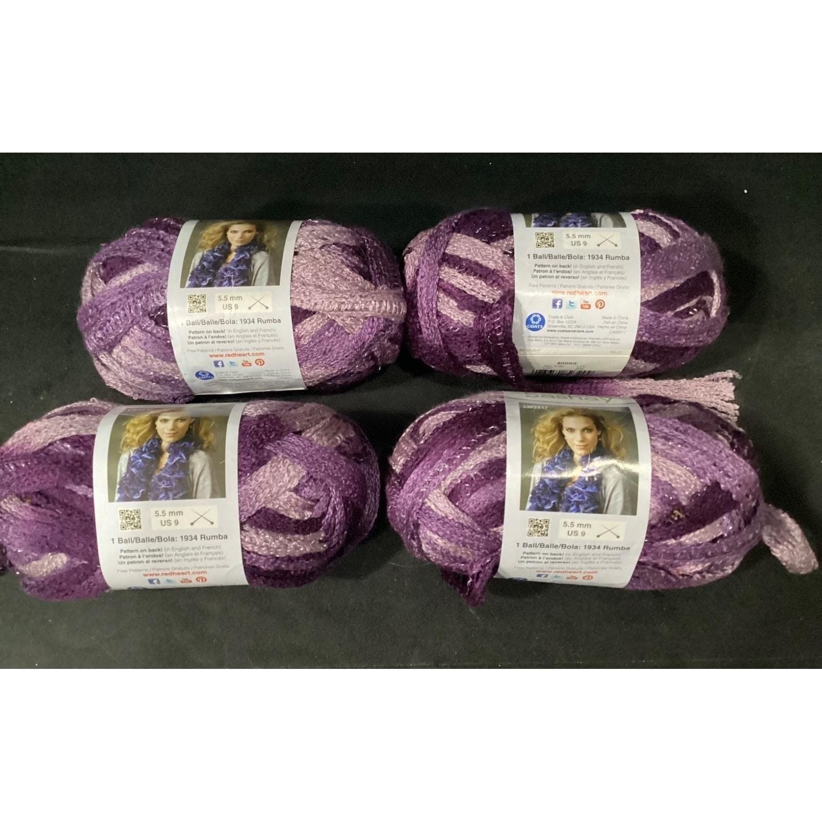 Red Heart Boutique Sashay Yarn Boogie Purple Metallic 3.5oz Lot of 4 Dye Lot 206 - Thumbnail 3
