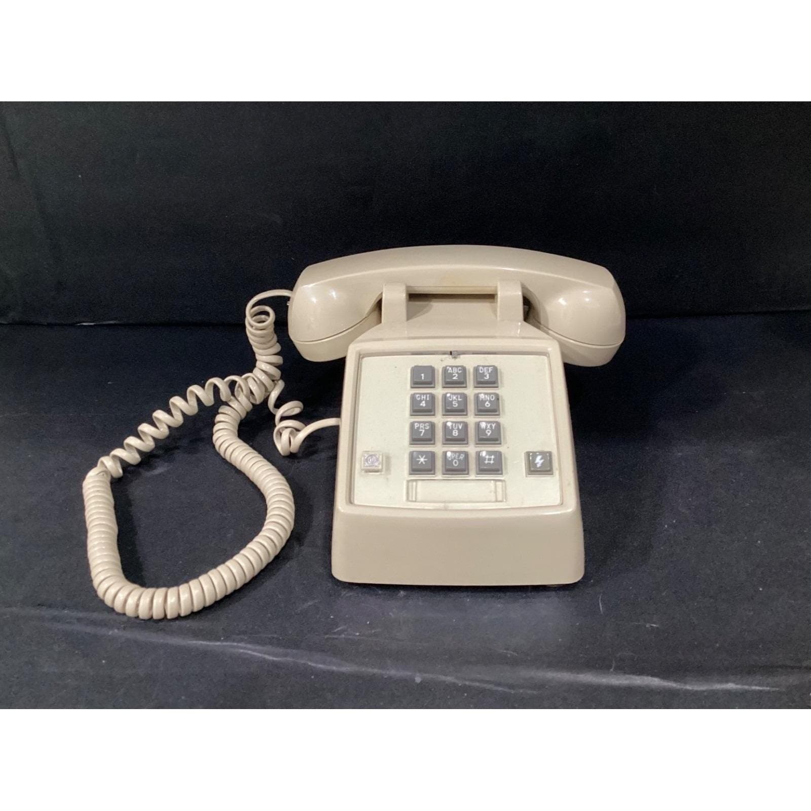 Premier 2500 Desk Telephone, Vintage Beige Push Button Landline Phone, Working - Thumbnail 10