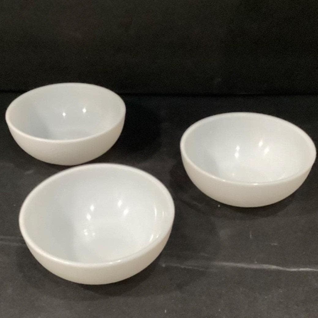 Corning Milk Glass Cereal Bowls, Set of 3, Embossed Restaurant Ware, Dinnerware - Thumbnail 7