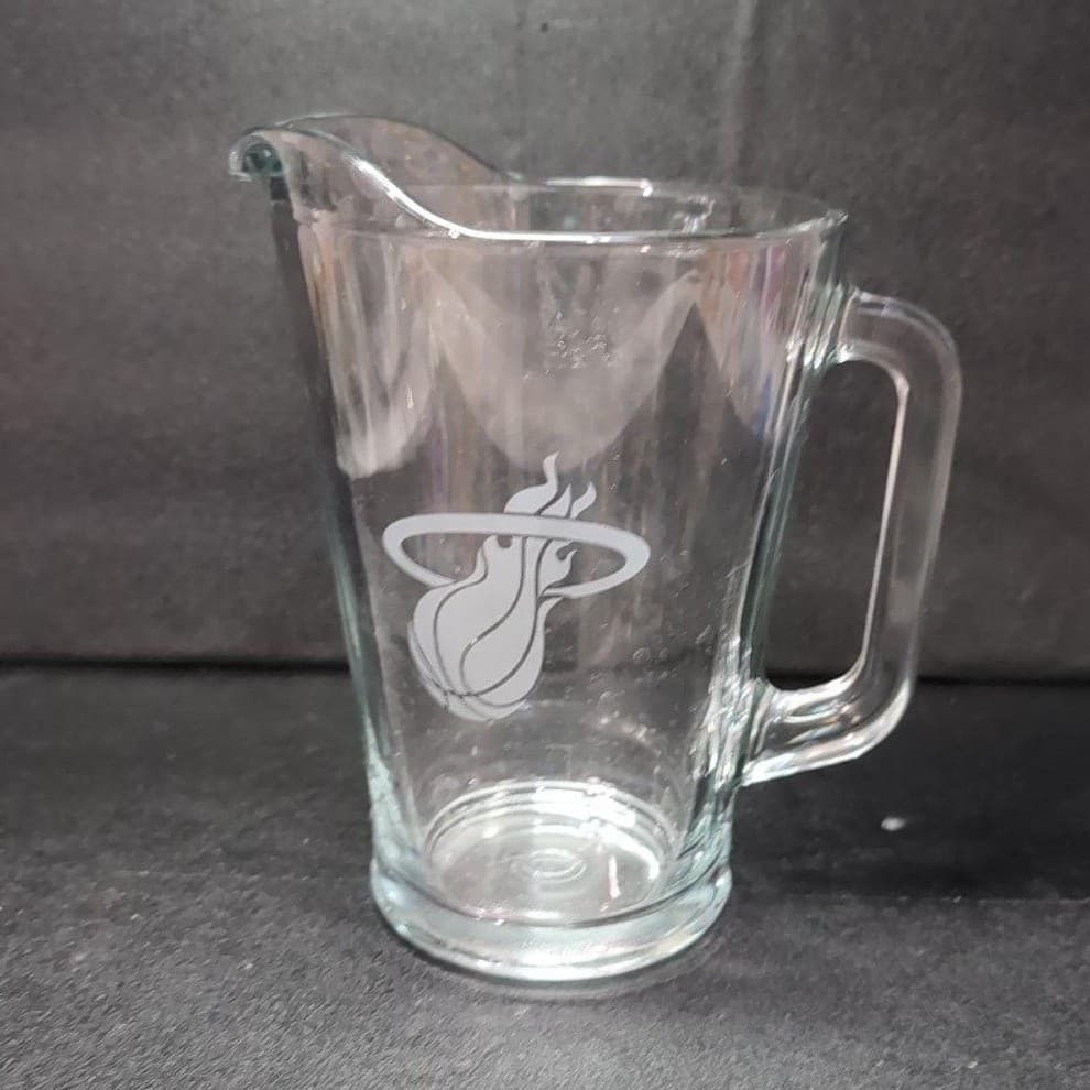 Miami Heat 64oz Beer Pitcher, NBA Licensed Glass Drink Jug, Basketball Barware - Thumbnail 2