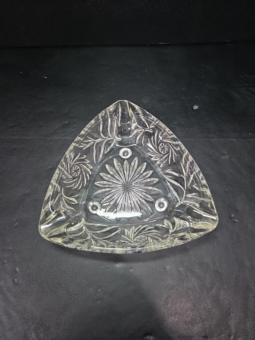 Hazel Atlas Triangle Shape Ash Tray, Vintage Clear Glass Dish, Candy Holder - Thumbnail 2