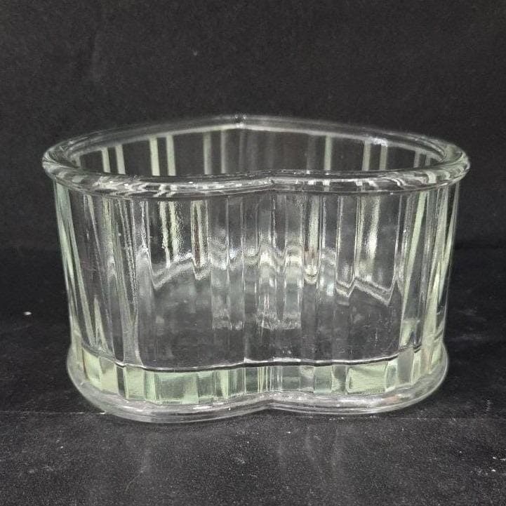 FTDA Clear Heart Glass Dish 1982, Vintage Trinket Holder, Jewelry Candy Bowl - Thumbnail 9