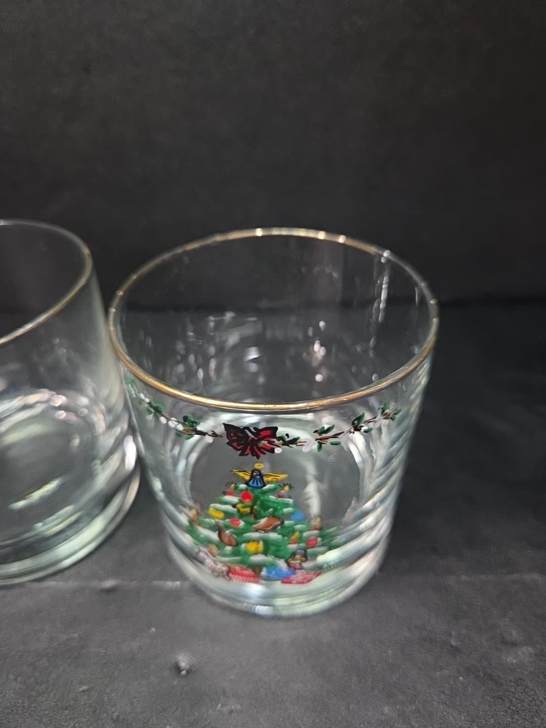 Christmas Tree Low Ball Glasses Set, Gold Rimmed Vintage Pair, Holiday Drinkware - Thumbnail 5
